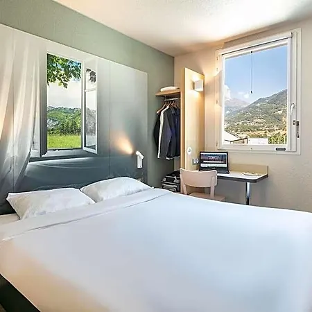 Saint Jean De Maurienne 2*